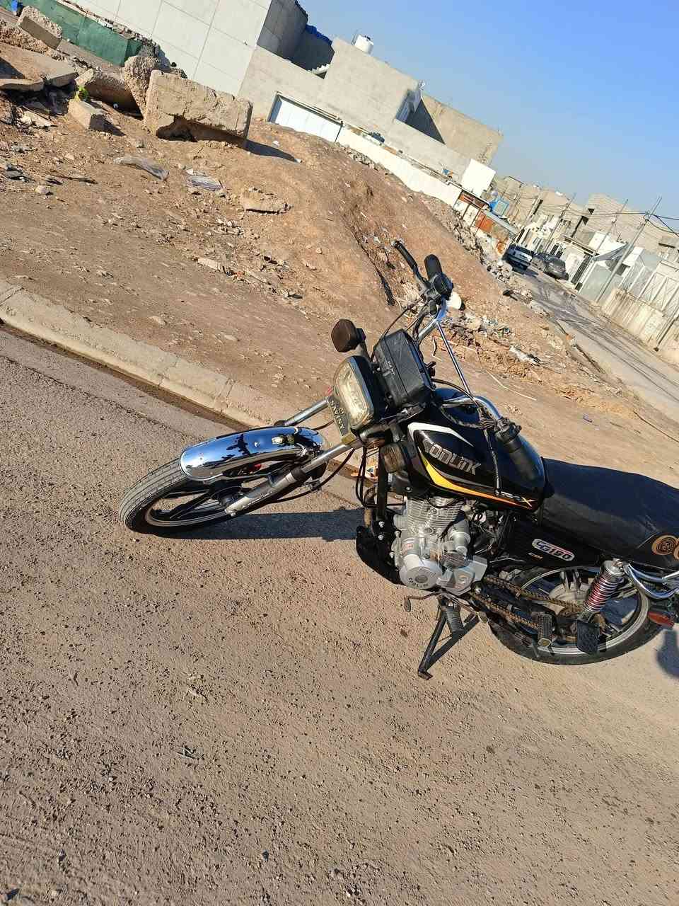 ماطور للبيع سونك 2023كلشي بي بلادي مكينا كبس ماناقصه شي اشاير لايتات سطاب بريك سلف كلى شغال السعر 500وبي مجال اتواصل
***********
يتوفر واتساب
