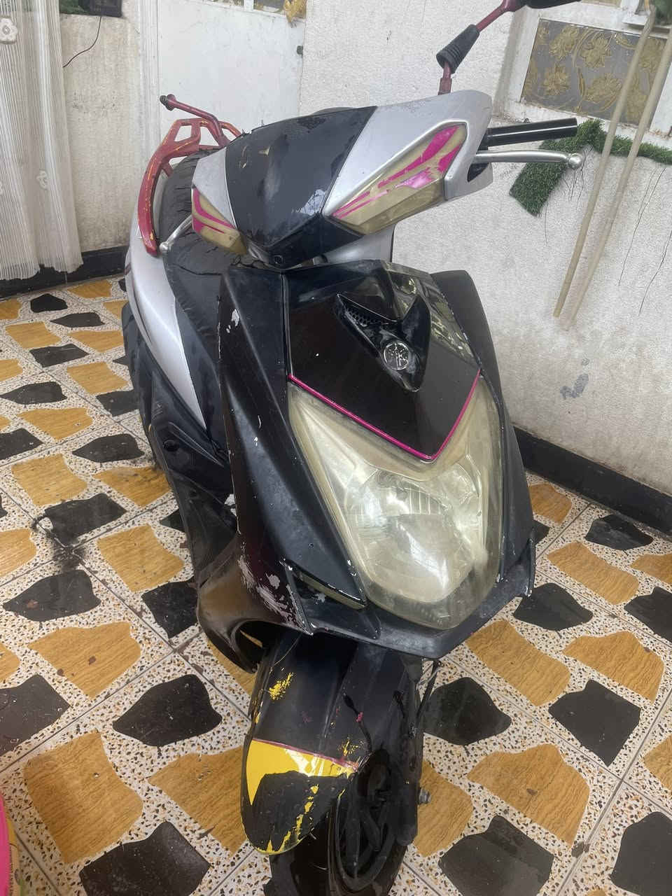 السلام عليكم
سكنس ياباني 125c تجفيت جديد بس طفت شغلت كهربائيات ابيع ع وضعه سعره 200 وبيه مجال مكاني شارع التاميم قرب افران السوداني رقمي ***********
