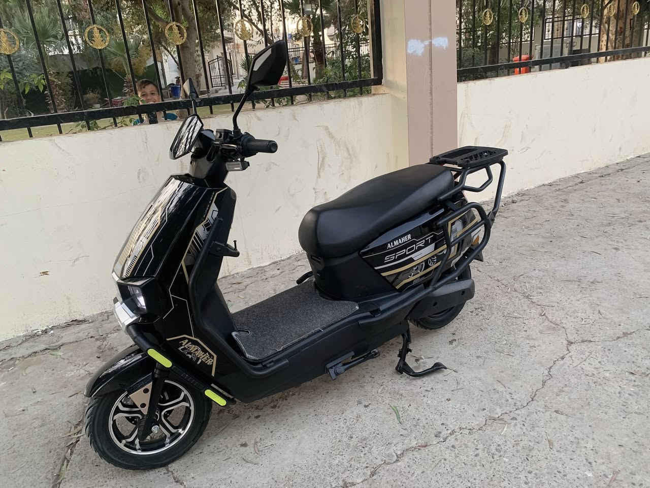 دراكون للبيع جديد
نضام بك 

تثبيت سرعه 

سريحين-بصمتين 

دبل إشاره 

ست باتري 

فول مواصفات 

السعر650

***********
