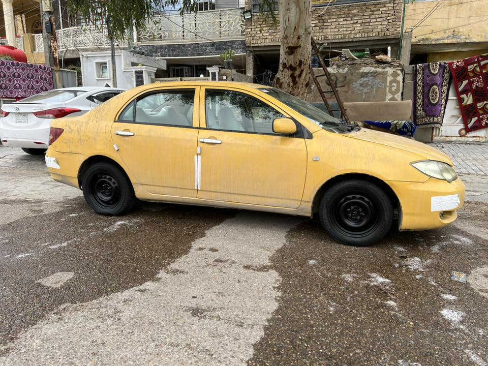 سلام عليكم بي واي دي f3 موديل 10 مكينه كير مكفولات بدون ضربه مصبوغه حزام جماليه هيئه غرامات مصفره تخم تاير جاهزه نقصهه تبريد فقط بيع السعر 32 وبيهه مجال مكاني بغداد الحسينيه للاستفسار ***********
