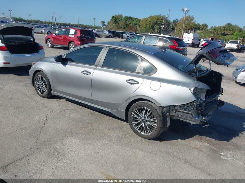 🔴 اعلان مزاد  🔴
~~~~~~~~~
🚘نوع السيارة :  فورتي  2024

🔍الفئة: جيتي لاين 

❌الحادث او الضرر : كما موضح بالصور  

🚀حجم المحرك :   2.0L

⚙️السلندر: 4

🛞 نظام دفع المركبة:  ثنائي

💰#السعر : حسب المزايدة  

🗒تاريخ مزاد السيارة :# 1/4/2026

لحضور المزاد الرابعة عصرا لدى مكتبنا ‼️ 
*********************************************
*********************************************
☑️عنوان النجف الاشرف / المناذره /بدايه شارع الحيره..
☎️للاستفسار والاتصال على الارقام التالية ☎️: 
مكتب ياسر العبايجي للمزادات الامريكيه
***********
***********
_________________
🏦 مكتب ياسر العبايجي للمزادات الامريكية والكندية لتجارة جميع انواع السيارات الوارد الامريكي 🇺🇸والكندي 🇨🇦 
 اختصاص مزاد( COPART ,IAAI, MANHEIM)
