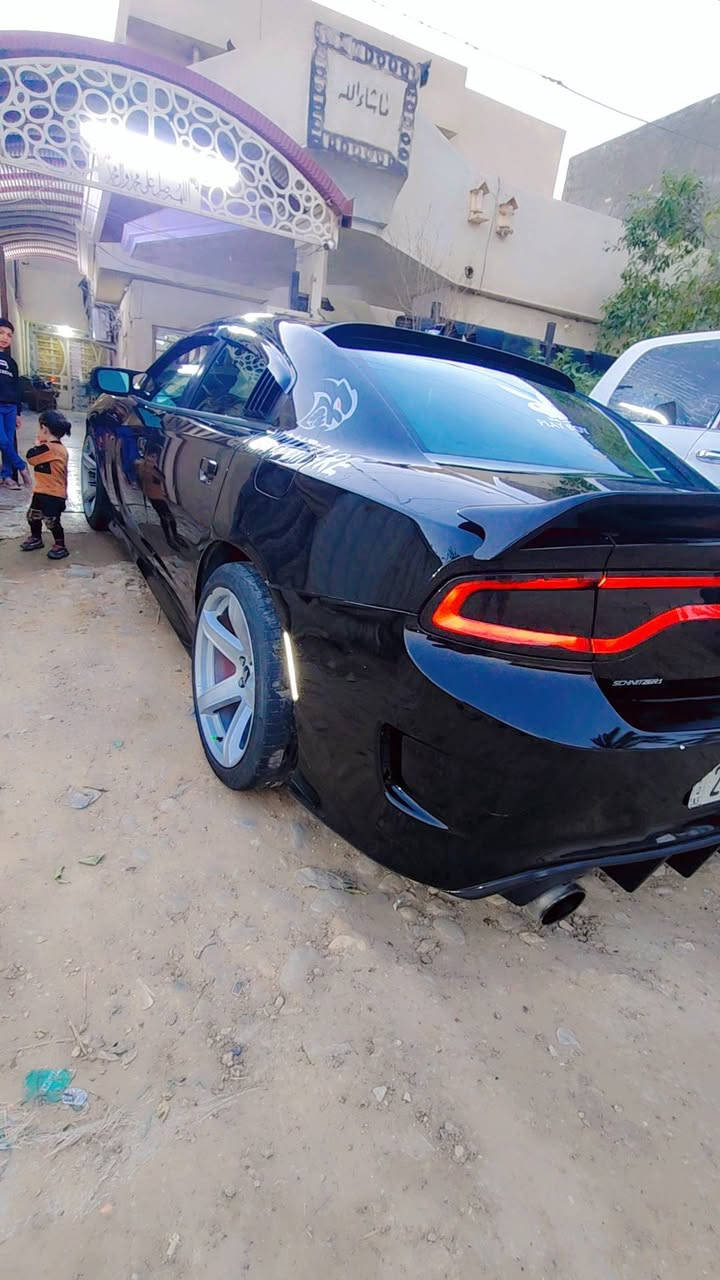 charger RT 5.7 
السيارة مديل 2016 
مواصفات فول عده فتحه
بصمة 
تشغيل عن بعد 
شاشا كبيرة 
سوبر تراك باك 
الكراسي تدفئة تبريد 
هيتر ستيرن 
الكراسي خزن ميموري  
الكراسي الخلفية تدفئة 
نقاط عميات 
حساسات خلفي امامي 
السيارة بعد كلش هواي مواصفات بيهة 
السيارة بيهة دبات اصلية 
السيارة كلشي بيهة جديد 
السيارة مبولشة وجاهزة للاخير 
الصدر والميزانية جديدة 
كير مكينة جدد 
المكينة مبدلة جديدة زيرو 
السيارة حادث بنيد 
والسيارة مصبوغة حزام 
وسونرهة موجود بدون شاصي ولغد 
السعر 157 بيهة مجال حك الجية فقط 
مااكطع سعر على التلفون 
مكاني بغداد _ابو غريب الزيتون 
هـ_ ***********
