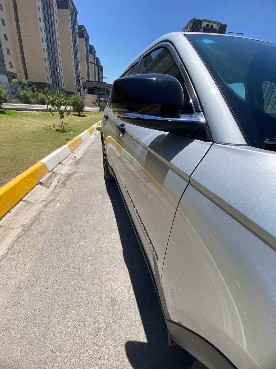 سلام عليكم جيب كراند شيروكي 2023 7راكبvipكراسي منفصل لمتد فول عده الفتح 
رادار امامي خلفي

حساسات خلفيه
رادار جانبي
جنطه كهرباء
كشنات تتفئه حته المنفصل
٣قطع تبريد 
كامره٣٦٠
بعد بيه اهواي مواصفات 
السياره وارد امريكي بيه بنيد امبدل وكاله ودعاميه تبديل وبيه بدايه الجاملخ صبغ اثار الحادث مواصل للراديتر. الشاصي واللغود كفاله السعر ٣١٠للتواصل***********
