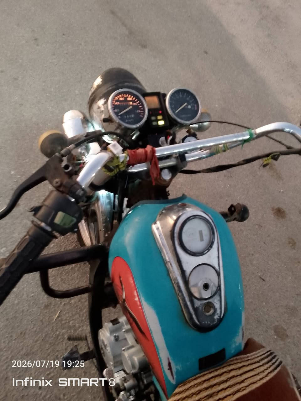 سلام عليكم ستوته لبيع موديل 20 طالعه بل 21 وراق صولي وصل معرض موجود  مكينه  24مكفول كفاله عامة مال جناي ما نقصه برغي مكاني بابل طريق جبله السعر مليون 450 بيه مجال حك جيه ‏‪***********‬‏
‏‪***********‬‏
