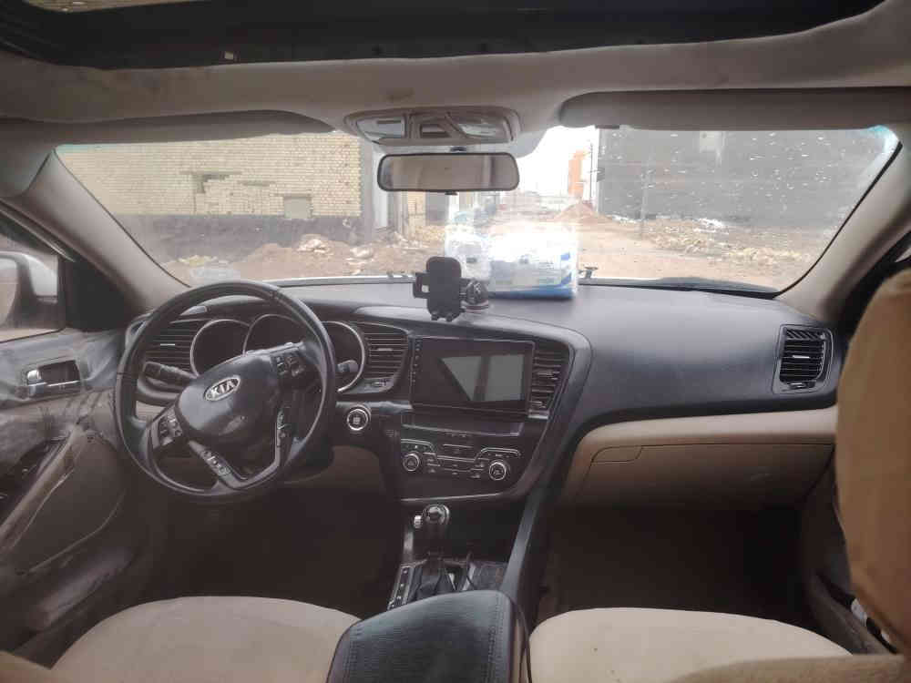 سلام عليكم كية وبتمة خليجي موديل ١١ بني راما فول موصفات بصمة سيارة حلوة وا نظيفة بيهة باب مبدل وا مصبوقة صبق عام السعر ٩٥ وا بيهة مجال بصيط ***********
