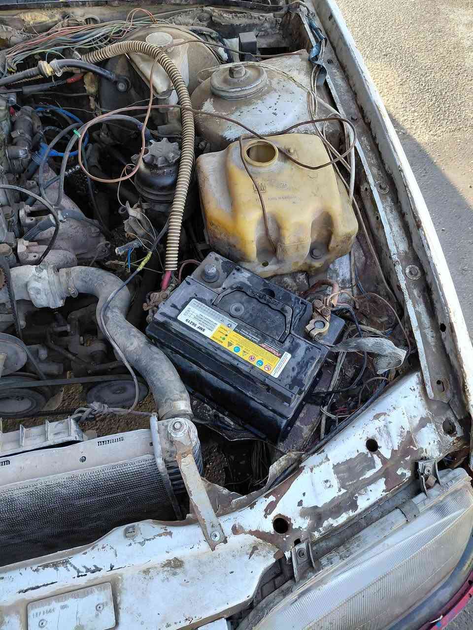 سلام عليكم اوبل اوميكا موديل ٩١ رقم ديالي مشروع وطني السعر ٢٠ ورقه بيها مجل مكاني بغداد الجديده***********
