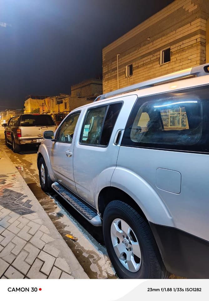 نيسان باثفندر
نيسان باثفندر موديل 2010 
خليجي فول مواصفات 
6 سلندر ، 4000
تو ويل + فور ويل 
بصمة
بصمة ابواب دخول ذكي
تحكم بالمري
تحكم ستيرن 
شاشة وسطية 
فتحة سقف 
سبع مقاعد 
3 قطع تبريد 
تبريد تدفئة

السيارة كفالة عامة بيها ملاحظات صغيرة
كفالة گير ، مكينة ، تبريد ، كهربائيات 
بدون حادث 
بدون جراد 
سنوية للـَ 2030
بأسمي تحويل ثاني يوم 
رقم بصرة الجديد 
العنوان ، البصرة الموفقية حي الاساتذة
رقم الهاتف ***********
السعر 105 وبيها مجال

