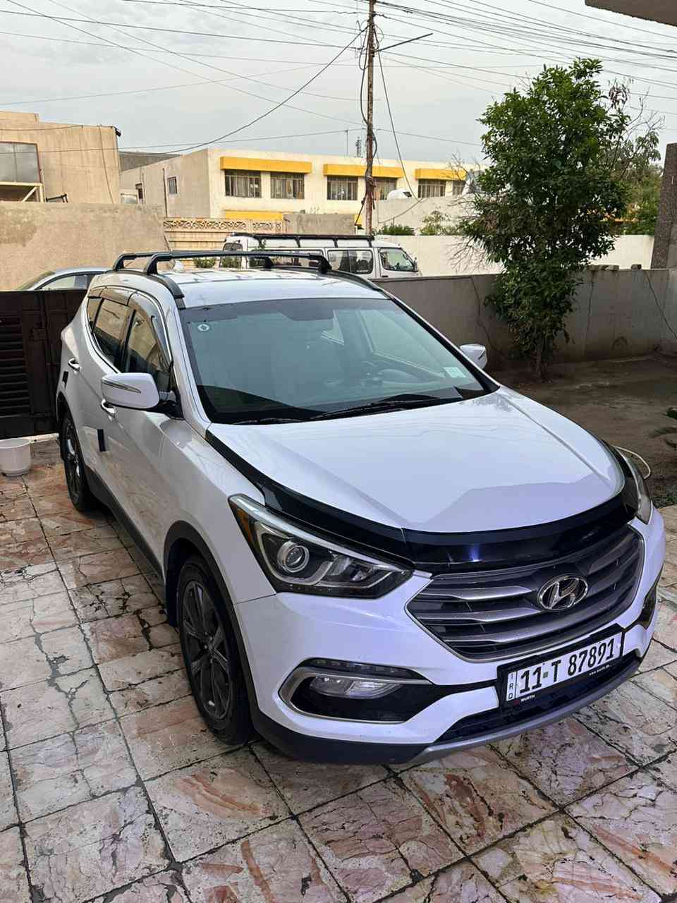 سنتافيا أمريكي  2017 
صبغ قبق الصندوق  وربع البنيد كلير من امريكا فقط 
صور الحادث بالمنشور 
بصمة أبواب 
بصمة تشغيل 
كراسي كهرباء 
رادار جانبي 
صندوق كهرباء 
تدفئة كشنات 
مانع انزلاق 
ترحيب 
ماشيه 59 ميل 
رقم بغداد باسمي سيارة جديدة كير ومكينة مكفول 
صدر جديد باتري جديد تايرات جدد
مكاني بغداد ***********
