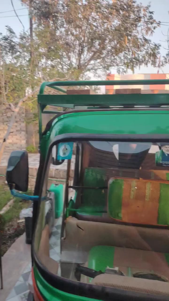 السلام عليكم شباب سيبايه للبيع +هورنات بوش ***********
