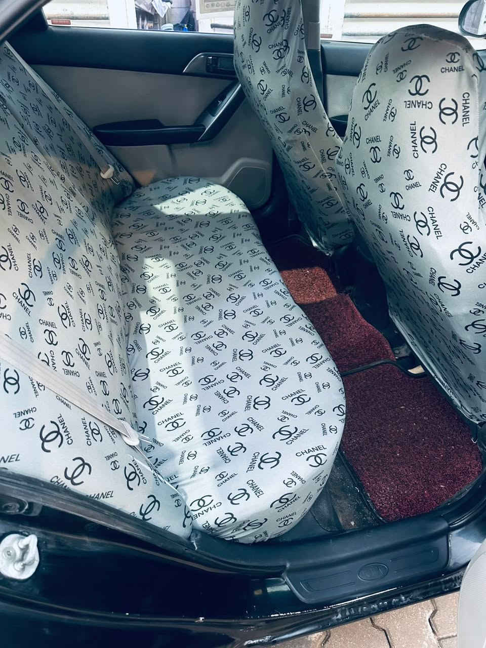 السلام عليكم سيراتو 2011للبيع  السياره حيل مرتبه ونضيفه ولتقرير موجود بلمنشور رقم اربيل سنويه منتهيه السياره محتاجه بس بوليش جاهزه من كلشي العنوان البصره ابو الخصيب السعر:95وبيها مجال للشراي
رقم التواصل***********
