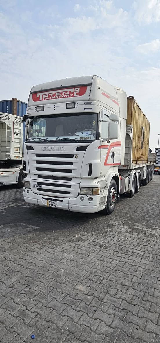 البيع سكانيه سحال 2005 كامل موصفات تبريد رتايدر ثلاجه دبل مناميه كير عادي رقم جديد تحويل مباشر راس تخم تاير وعربانه نص  عربانه لامانيه ومحدد وسياره جاهزه لشغل***********
