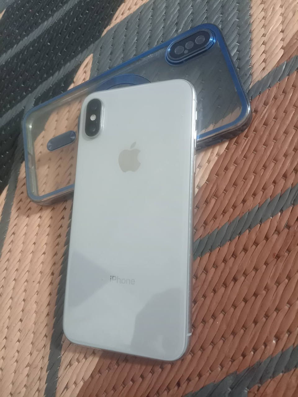 ايفون اكس للبيع  وايفون 5
كلشي مابي  فقط الشاشة مبدل مو اصلية  شغالة طبيعي بس مرات تصفن الة ترست يالله تشتغل
سعرة 110
وايفون 5للبيع شغال مابي شي سعرة50الف


**إذا كنت صاحب هذا الإعلان وتريد حذفه لأي سبب، رجاءا أرسل رسالة إلى الدعم الفني**