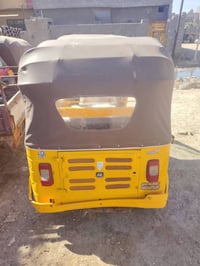 اسلام عليكم  تكتك موديل 2019 وراق بيهن نقص سعر 3000 ستفسار07713514800