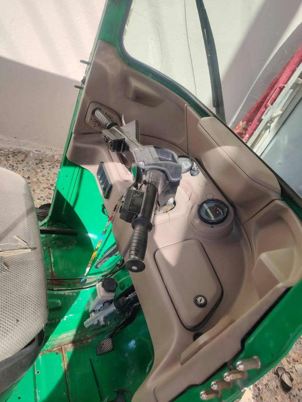 سلام عليكم البيع 21 شهر 11 مرقم
كامل بسمي مابيه ضربه بيها طخات معمرهن مكينه خير من الله لا تبيخير ولا تنقيص مكاني بغداد حي البتول سعر 7800 بيها مجال ***********
