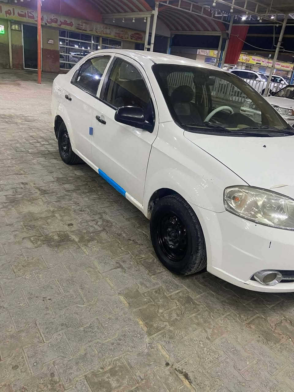 سلام عليكم افيو موديل2009 رقم انكليزي اربيل سنويه لل3032
بيها رشات صبغ بدون دواخل ابيع احزام 

السياره جاهزه ماعايزه مكينه گير جديده

حداديه جديده 
السعر 68 وبيها مجال
مكاني نجف ***********
