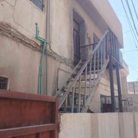 درج حديد • ٤م×١م • الدورة شارع٦٠
