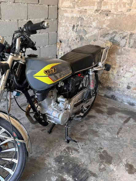 سلا معليكم من رخصه لادمن ايراني سولنك للبيع اوراق شركه مكفوله كفاله عامه مديل 2024شهر 8دراجه تلكه بيه نقص برغي متاخذه مكفوله كفاله عامه! السعر 750 وبيه مجال شي قليل متواجت واستاب اتصال هاتف مامتواجد ماسنجر رقمي ***********
