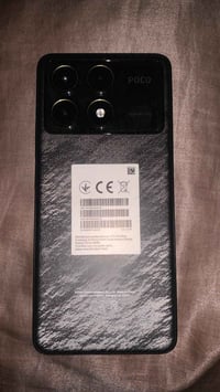 بوكو ف6 برو • ٥١٢ • استعمال قليل