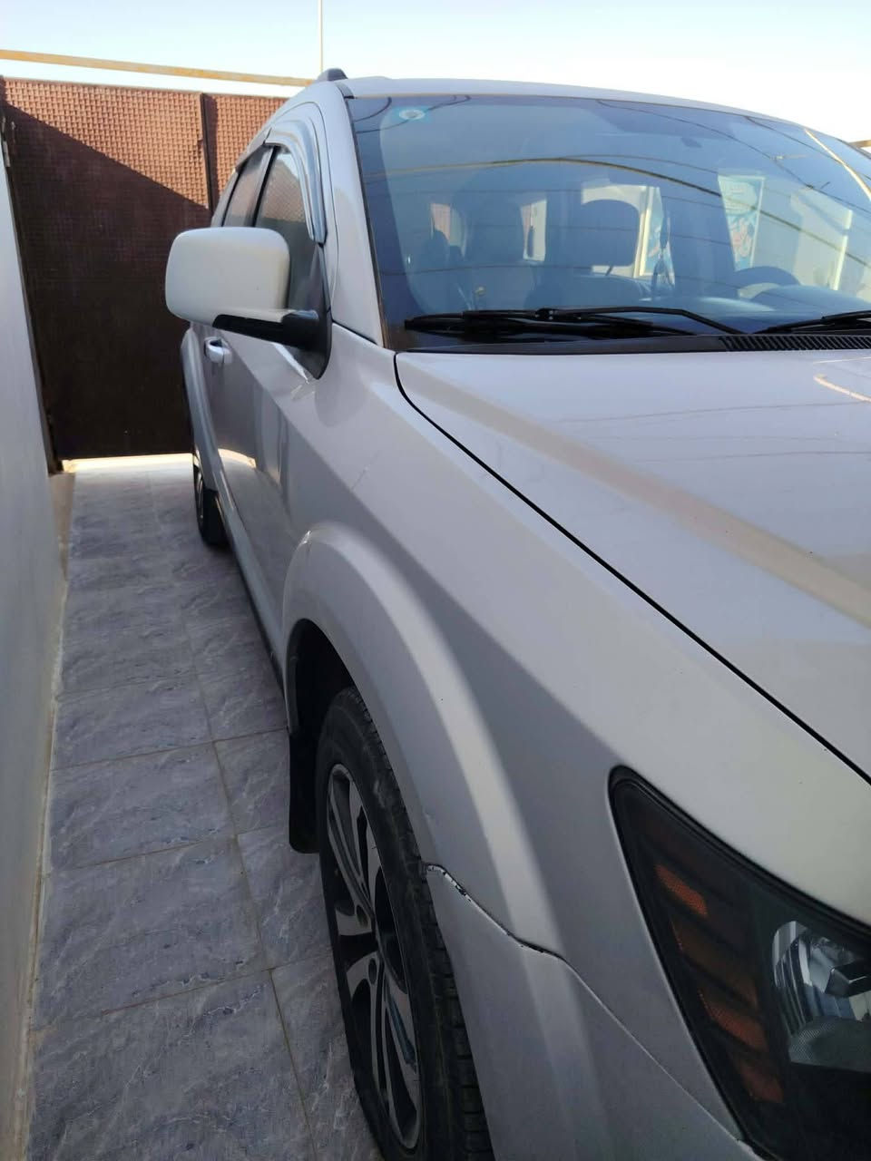 دوج جورني موديل ١٣
سياره بصمه كامله مال بيت 
السعر ١٢٥
المكينه 2400
سياره سبعه راكب
سياره جاهزه
***********
