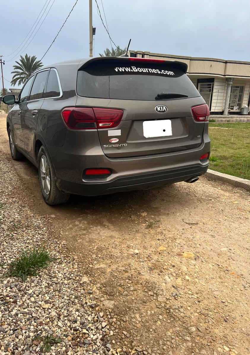 السلام عليكم كيا سورنتو موديل 2019 وارد أمريكي سته سلندر سياره جديده مال جناي ليبل واحد مامبدل بيه ولاقطعه رقم بغداد بأسمي مكلف بلنشر للاستفسار ***********
