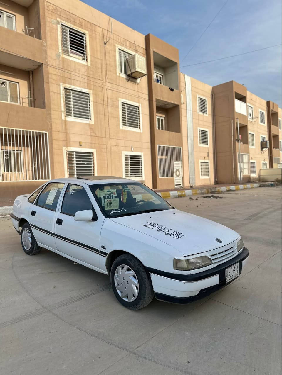 اوبل فيكترا للبيع
موديل ١٩٩١ محرك ١٦ قايش عريظ
سلايد-تدفئة شغال-كير محرك شرط
سيارة بدون ظربة 
دواخلة جديد مابي نواقص
سنوية جديدة مشروع وطني شرط تحويل
مكان كركوك *********** كركوك, العراق
