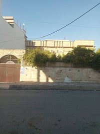 حي الزهور • تجاري • ٦٤٠م