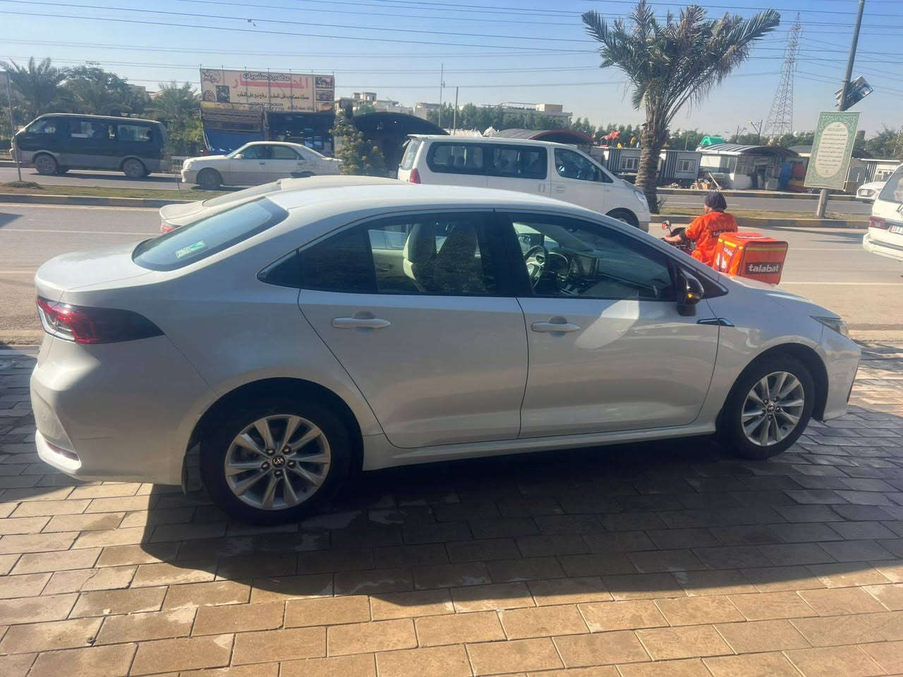 سلام عليكم
اخوان كورلا خليجي 4024
شركه ساز السياره مكفوله 
بس بيه اربع أصابع بارد 
وسونار موجود السهر ب 175
للاستفسار ***********
