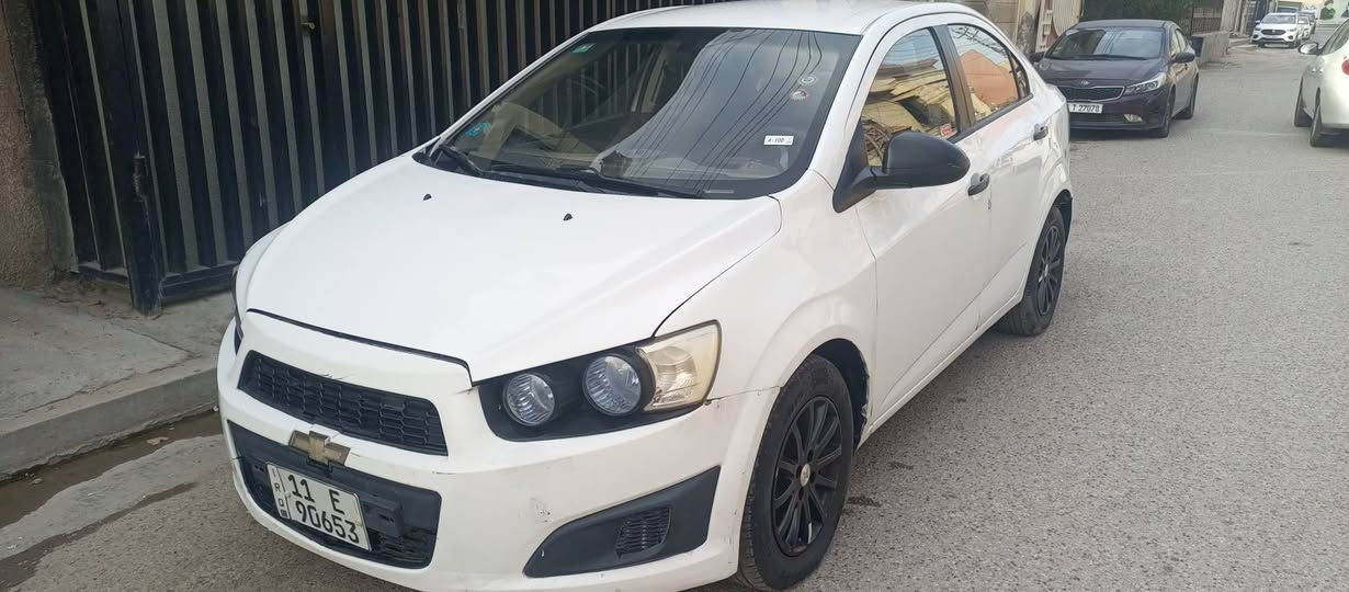 السلام عليكم
شوفرليت سونيك ٢٠١٢ محرك 1800 بغداد باسمي تحويل ثاني يوم السعر 58 وبيها مجال 
للاتصال ***********
مكاني بغداد حي الاعلام
