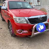 بيكم هايلوكس موديل ١٤ سعودي سياره كير تماتيك سياره نضيفه وحلوه ماشيه ٦...