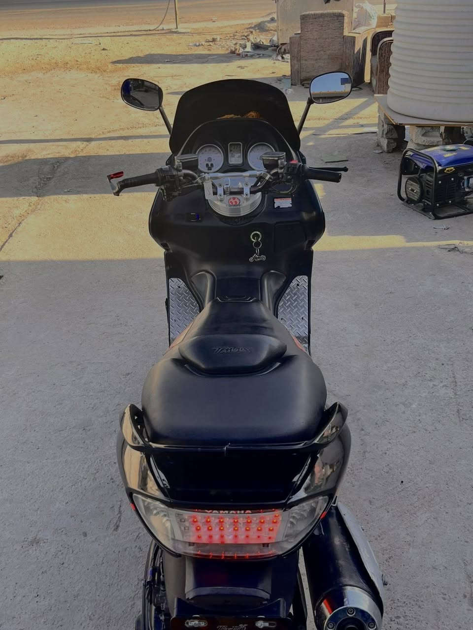 ￼￼ سلام عليكم دراجة تي ماكس ￼2008 ‏دراجة حلوه خير من الله دراجه بلاديه عل وكاله علهيا تزويد تايايرات جدد كلها شغال عليها منظومه زنون دراجه ماشيه 36 السعر 25وبيها مجال حك الجيه المكان ديالى بعفويه ‭0777 681 3642‬الرقم
