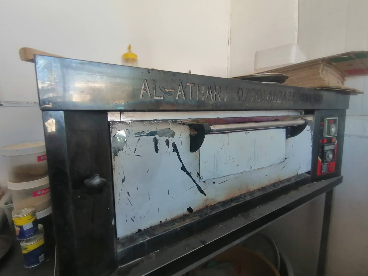 السلام عليكم
غراض مطعم كامله مستعمل اخو الجديد
للبيع
***********
