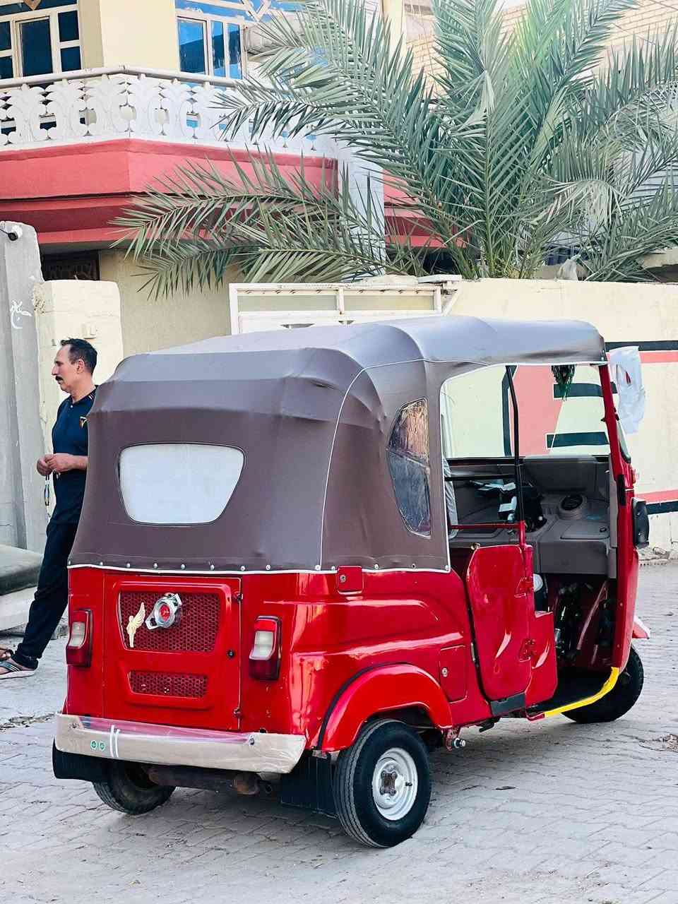 سلام عليكم
تكتك ٢٢ رقم بغداد انگليزي للبيع تحويل مباشر 
مكينه مكفوله خير من الله تراي زيرو
بيهه ضربه بالصفحه ومعمره لباقي مكفول 
مكاني بغداد المحموديه
***********
***********
