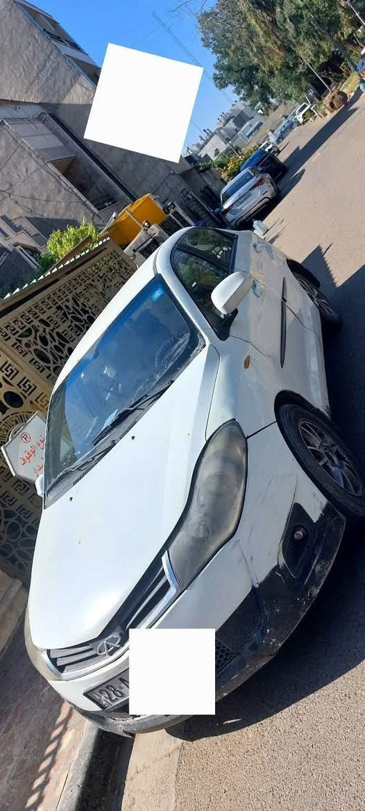 محور كورلا كير اوتوماتيك شيري فلاوين ٢٠١١ مكان 
السيارة بغداد اليرموك *********** ب٣٤

