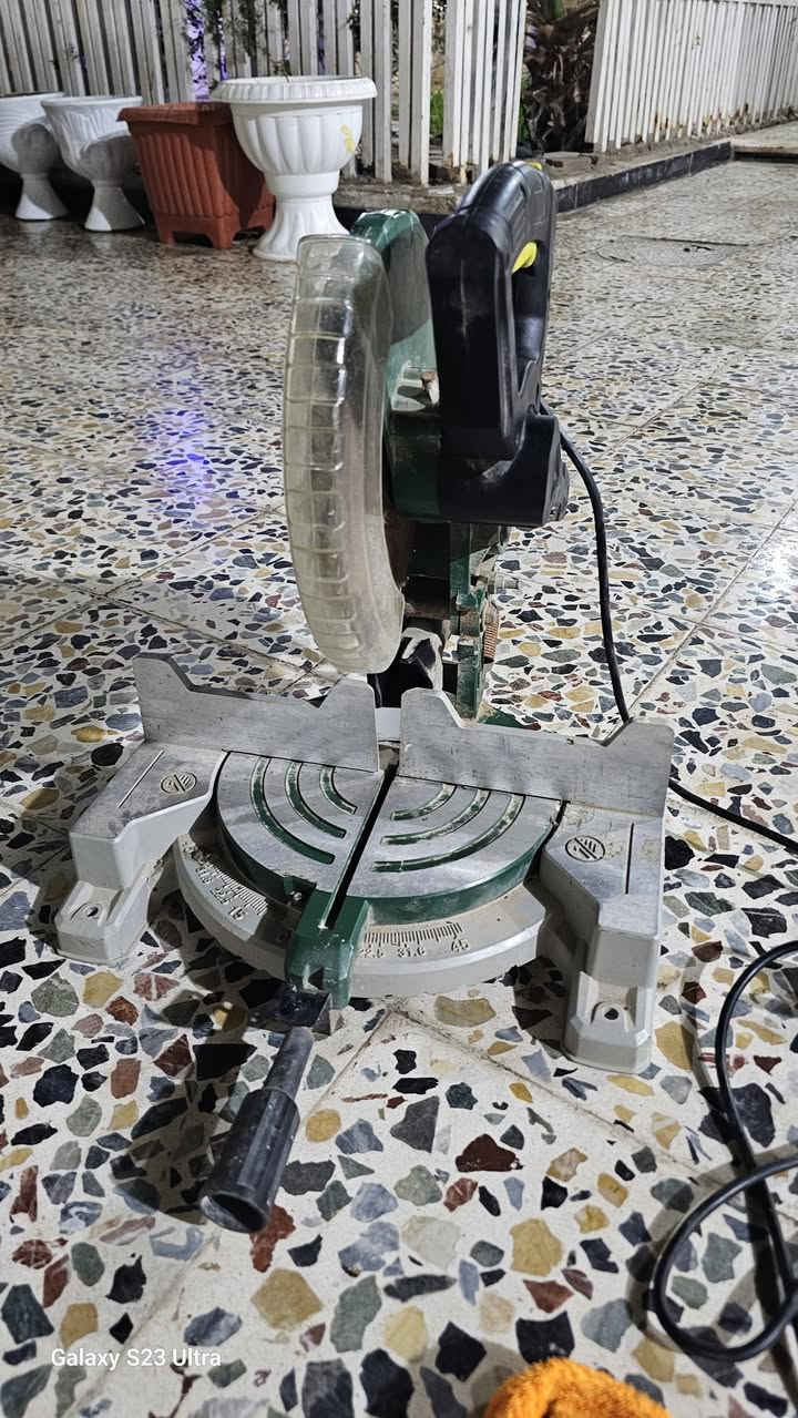 كتر تقطيع خشب جديد ستعمال بيت قليل  المكان القطاع
السعر 125 الشراي يتصل


**إذا كنت صاحب هذا الإعلان وتريد حذفه لأي سبب، رجاءا أرسل رسالة إلى الدعم الفني**