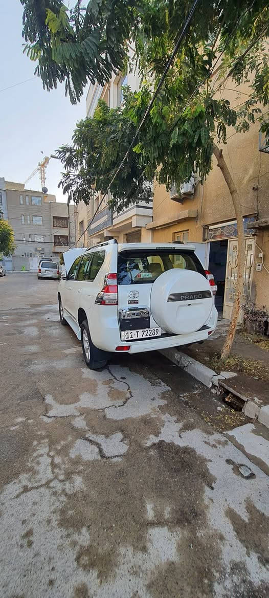 برادو 14 بغداد بأسمي ماشيه 57 سياره جديده ونظيفه وهذا رقمي ***********
