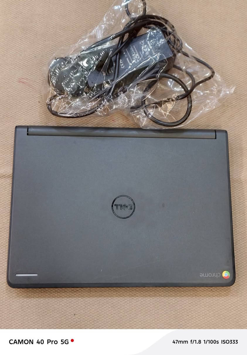 سلام عليكم شباب وبنات لابتوب للبيع نوعيته دل جديد بلجيس وليس مستخدم مال دراسة الحجم الصغير مع شاحنتة جديدة بلجيس السعر ١٠٠ وبي مجال قليل مكاني بغداد الحرية الشراي يتصل *********** بي واتساب واهلا وسهلا بلجميع
