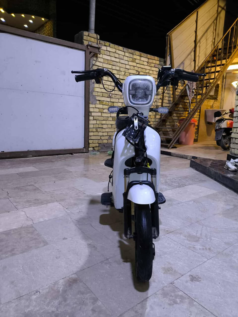 دراجه شحن
موديل 2025
بطاريات اصلي وكاله
شاشه  سويج  بصمه
نضافه 90 ./.
سعر 250
تواصل خاص


**إذا كنت صاحب هذا الإعلان وتريد حذفه لأي سبب، رجاءا أرسل رسالة إلى الدعم الفني**