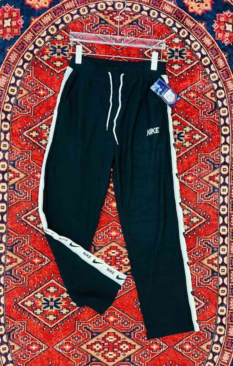 بجامة تركي طول 95 

قياسات L   Xl   Xxl   Xxxl

سيري6قطع 

درزن 12 قطعة  موديلين بسعر85الف


**إذا كنت صاحب هذا الإعلان وتريد حذفه لأي سبب، رجاءا أرسل رسالة إلى الدعم الفني**
