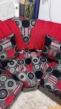 ديوان للبيع قياسو 7 متر  خشب جام شغل عراقي  حرف L السعر 350 الف وبي مج...