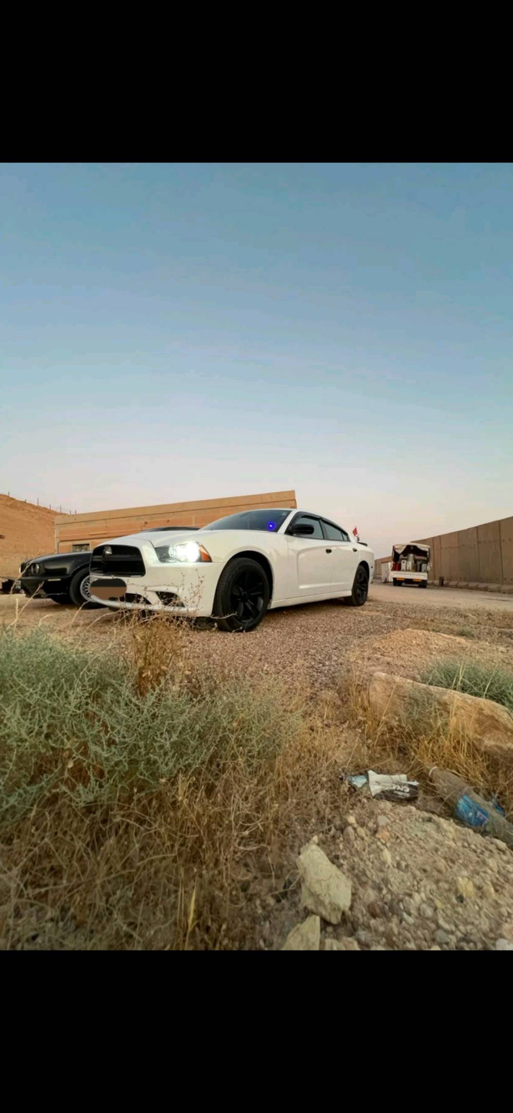 سلام عليكم جارجر 2012 رقم سليمانية بسمي  هزه جديده شاشه كبيره كير عصا تخم تاير لاصلي قبل سبوع شاده سياره بيها جم قطعه صبغ  كير مكينه اكسل خير من الله منضومه تبريد جديده  منضومه زنون غرفتها مثل ماشوفون جديده مكاني بغداد بياع سعر 125بيها مجال بسيط  رقم الهاتف ***********