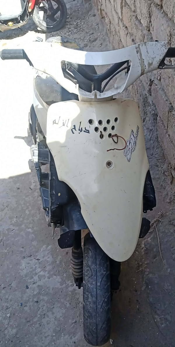 بيجي للبيع70. شغاله. كلشي مابيه. .


**إذا كنت صاحب هذا الإعلان وتريد حذفه لأي سبب، رجاءا أرسل رسالة إلى الدعم الفني**