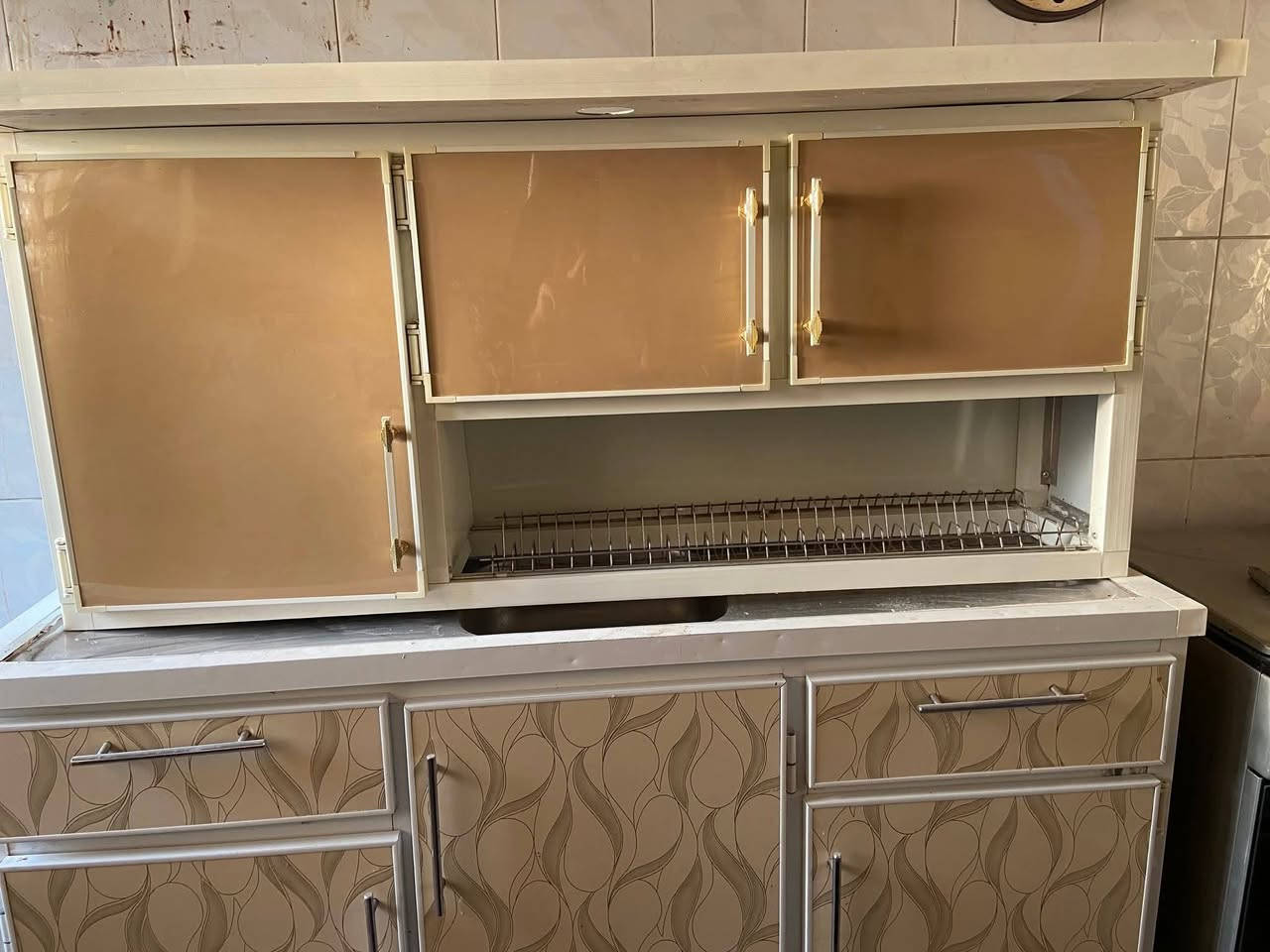 سلام عليكم كاونتر جديد لبيع سعر 75مكاني بغداد الجديدة ***********توصيل اكو
