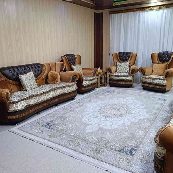 قنفة تركي  بعدة جديدةماركة اصلية قوية --من كل نواحي مابي اي عيب اني ماخذا 20ورقة بس ابيعها ب450الف كركوك *********** كركوك
