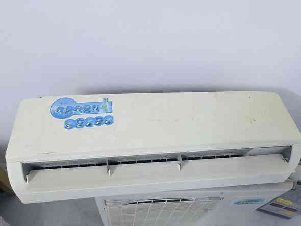 مكلف بلنشر 
السلام عليكم سبلت ميديا باب الاول 2طن 
ورافع فولتية ابو الخمسه نوع كلكسي  السعر 400 وبيهن مجال مكاني بعقوبة خرنابات ***********
