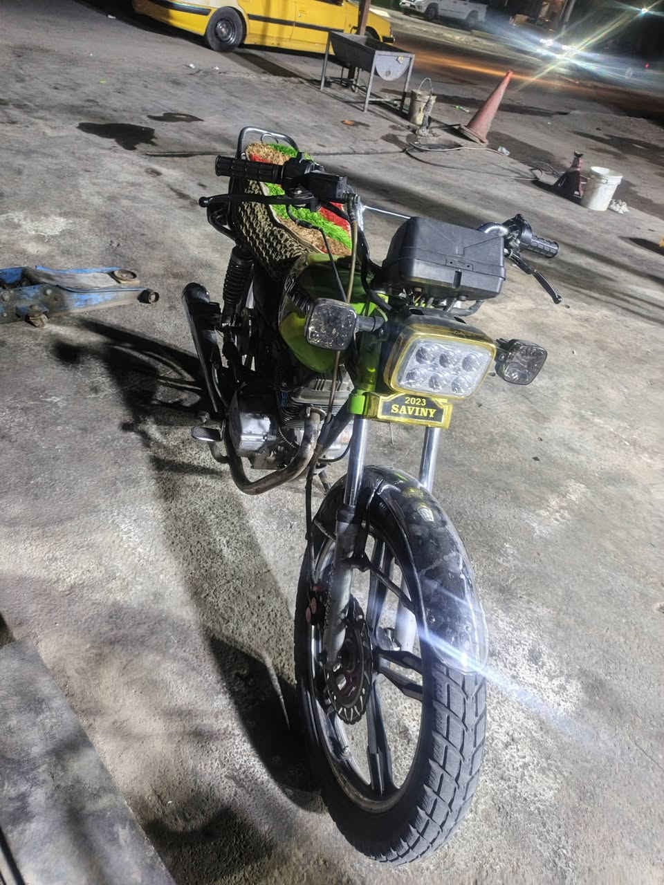 سلام عليكم دراجه ايراني ٢٣نضيفه كلش وشغال كلشي بيه سعر ٣٠٠ ***********بغداد الشعب
