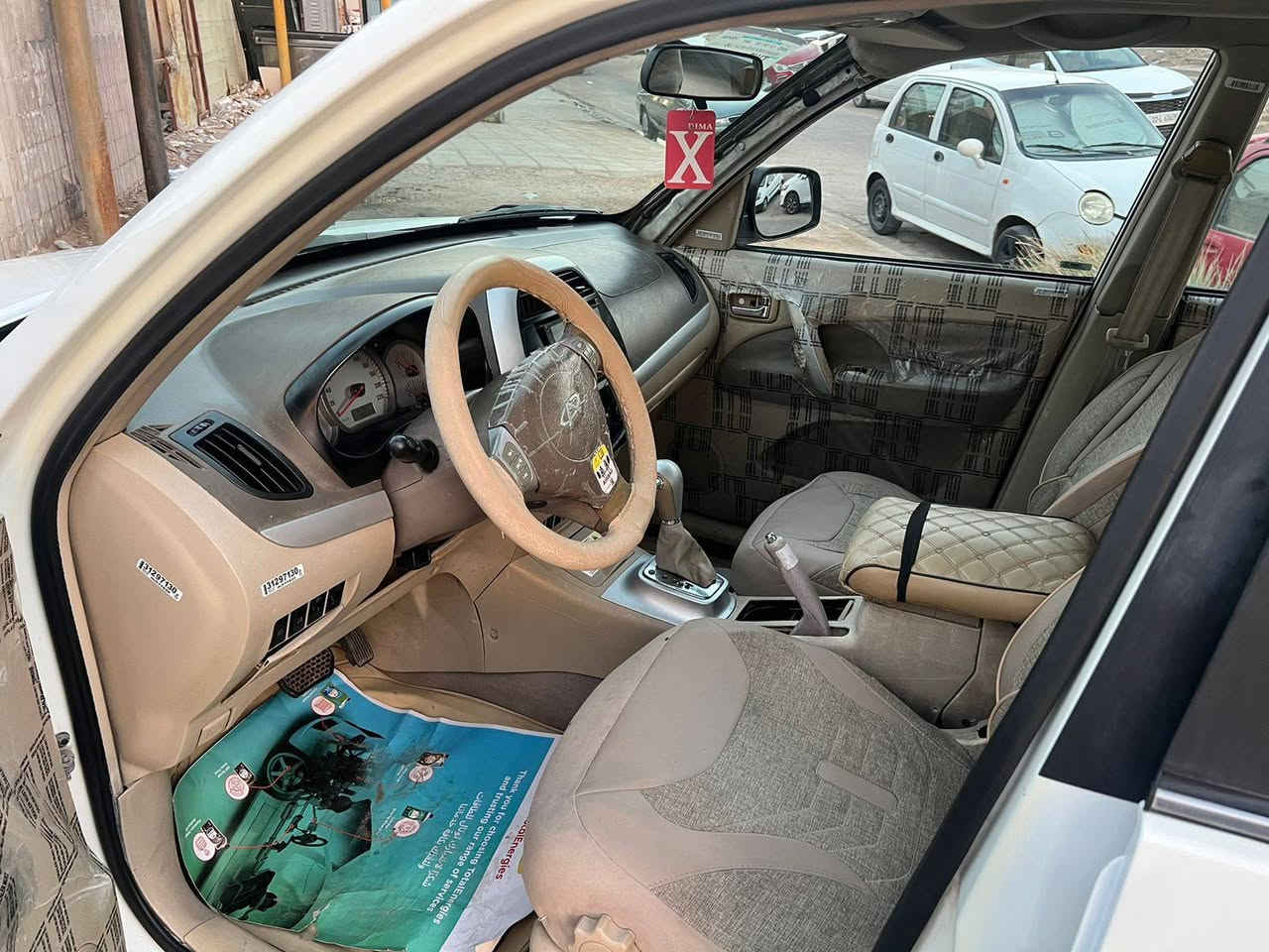 السلام عليكم تيكو 2012 كير ميكانيك مكينه خير من الله تبريد شغال تخم تاير صدر كله جديد هزه جديده ارقام الجديد طخه بيه زغيره موضحه بالصور مكان بغداد الكريعات ب67 بيه مجال ***********
