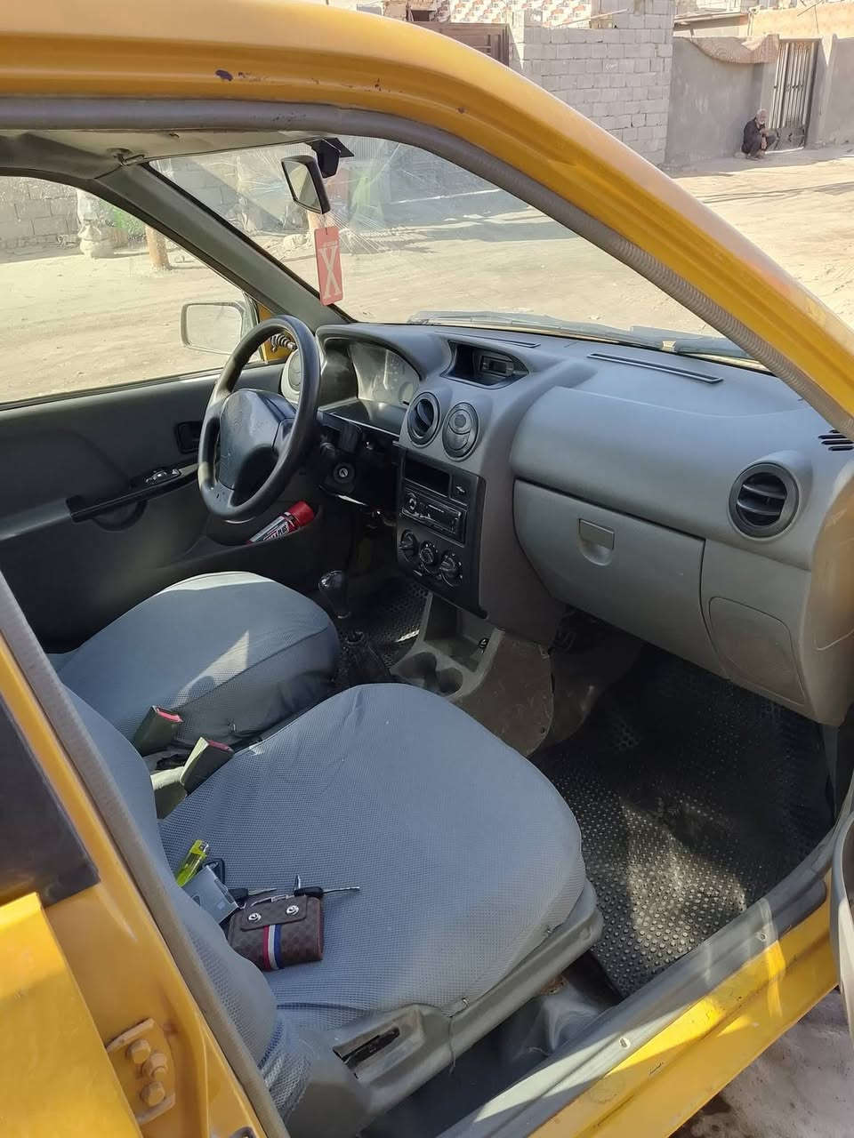 السلام عليكم سايبا موديل 2012 مكينه وكير جدد حداديه تخم تاير درايمات جدد سياره جاهزه مصفره هيئه وغرامات السعر 12وبيه مجال مكاني بابل  ولا تريد واتساب***********
