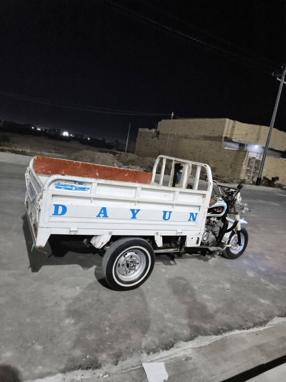 سلام عليكم شباب ستوته للبيع مديل 14شاصي مكفول ركبه مكفوله وراق اصولي بدي نضيف 14مكينه جمره 3براغي مفتوحه بس ولفات وبستم تواير ابو الخطه جدد ستوته نضيفه السعر 1700وبيه مجال قليل مكان سوق الشيوخ (ولحد يجيب سعر من يمه رجاء) وهاذه رقمي ***********وخاص مفتوح هم 😃💣
