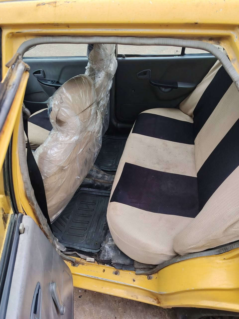 السلام عليكم  سياره سايبا موديل 13 مكينه كير مال برايد شادلها

سنويه لغايه 30 هيئه غرامه مصفره  سياره بسمي  شواصي معمره 

سياره مال شغل خير من الله   تبريد بس غاز  من بدلت مكينه راح الغاز

مكان سياره بغداد  سعر 24  شراي تصل ع رقم ***********
