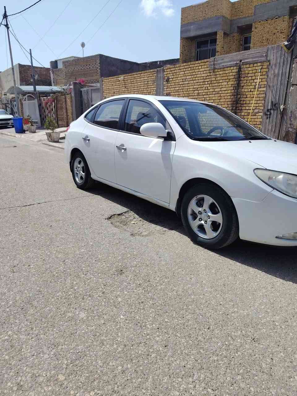 من رخصة أدمن النترا قطعه وحده بيها صبغ بدون دواخل تخم تاير تبريد حداديه خير من الله تحكمات بالستيرن  موديل 2010 سعر 108 المكان واسط النعمانيه رقمي ***********
